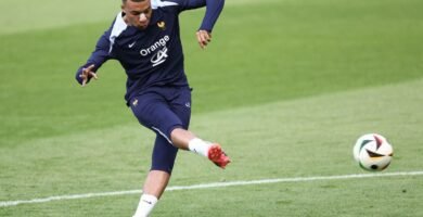 entrenamiento psicologico en el futbol, mbappe entrenando