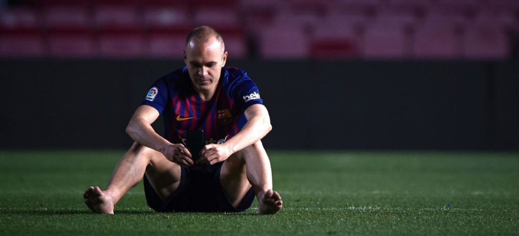 Depresión en futbolistas, andres iniesta triste en su despedida